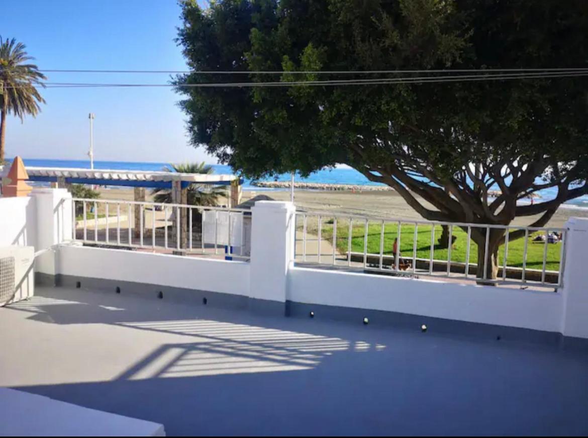 Beachfront House Màlaga Exteriér fotografie